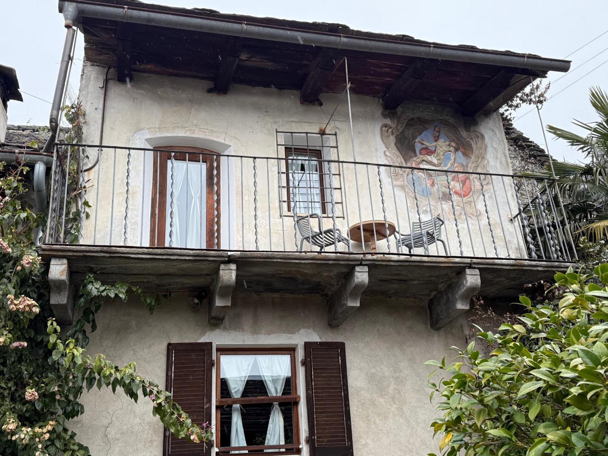 B&B Alla Piazzetta Di Tegna Luaran gambar